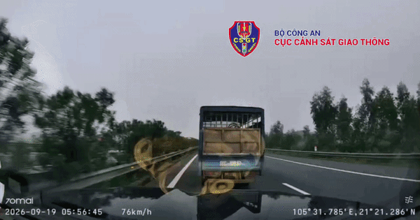 Tài xế bị phạt nặng vì không nhường đường cho xe ưu tiên trên cao tốc