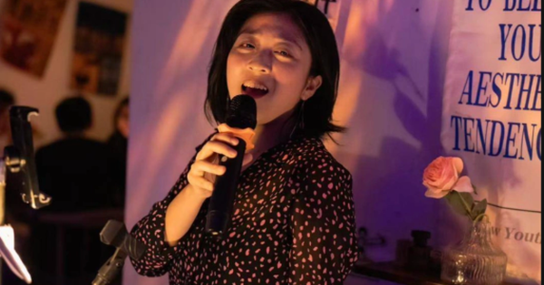 Trung Quốc: Nữ bác sĩ nghỉ việc ở bệnh viện hạng A để đi làm shipper, hát quán bar cân bằng cuộc sống