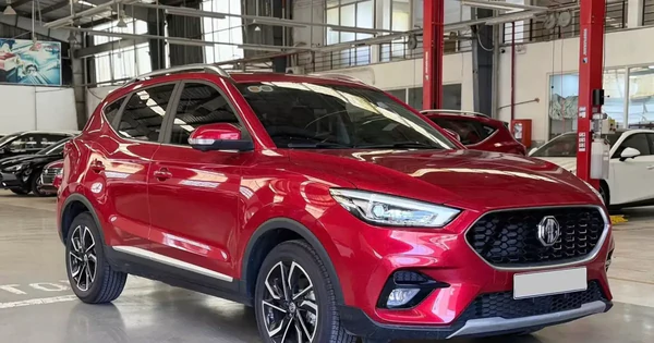 Nhiều SUV cỡ nhỏ đồng loạt giảm giá, có mẫu giảm hơn 300 triệu đồng