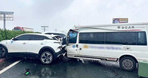 Tạm giữ tài xế Lexus chèn ép xe khác gây tai nạn liên hoàn trên cao tốc