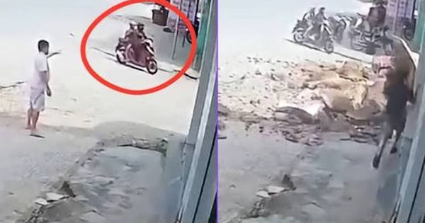 Vụ sập cổng làng đè trúng bé trai lớp 3: Bác sĩ nối bàn tay đứt lìa vào chân duy trì sự sống, tình trạng bé hiện tại ra sao?