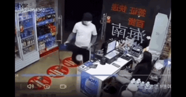 Hải Phòng: Bắt kẻ cướp tại cửa hàng tạp hóa lúc nửa đêm