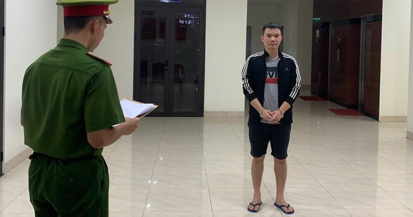 Nhận 30.000 USD đổi tiền cho người nước ngoài rồi chặn liên lạc