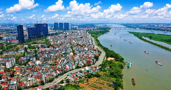 Vì sao cần quy hoạch lại không gian hai bên sông Hồng?