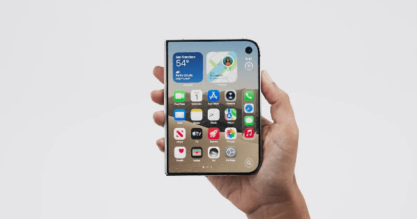 iPhone màn hình gập ra mắt với tên gọi iPhone Duo: Giá 51 triệu, màn hình 7,6 inch, "đẹp không có chỗ chê"