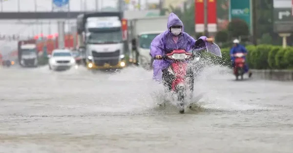 Miền Trung bước vào đợt mưa lớn kéo dài, miền Bắc giảm nhiệt