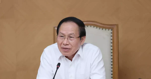 Phó Thủ tướng: Không để học sinh thiếu sách giáo khoa