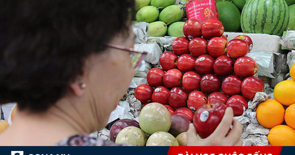 Đi chợ mua táo cho con dâu, mẹ chồng bị người bán hàng thứ 4 làm cho mê mẩn
