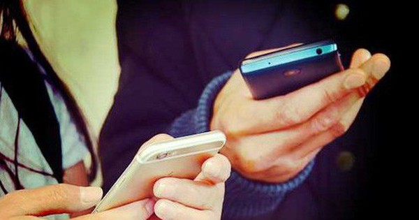Tác hại đáng sợ khi dùng smartphone quá nhiều: Cô đơn hơn, lo lắng hơn, và hiệu ứng như nghiện ma túy