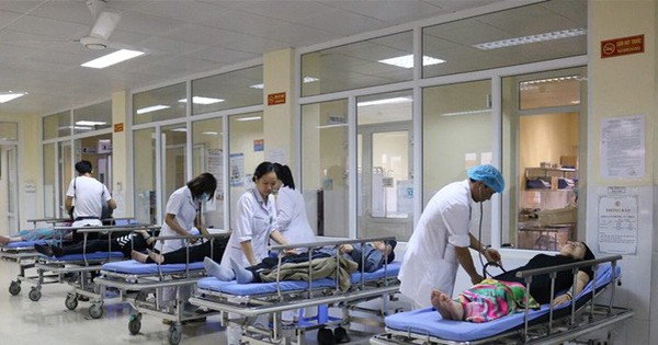 12 du khách Trung Quốc nhập viện sau bữa sáng ở Bắc Ninh: Yêu cầu làm rõ