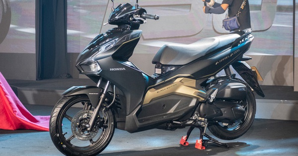 Honda Air Blade 2020 giá cao nhất 56,4 triệu đồng tại VN: Thêm bản 150cc, phanh ABS, đồng hồ Full LCD