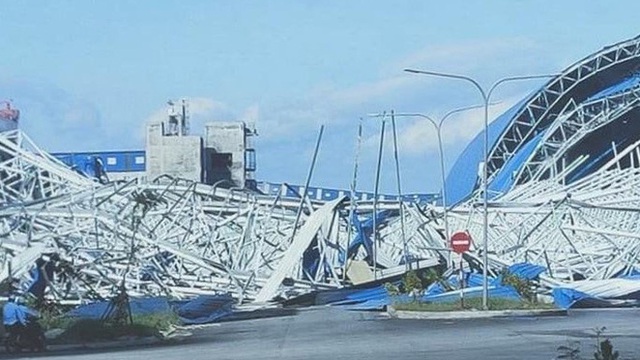 Sập nhà xưởng làm 3 người chết, 2 người bị thương