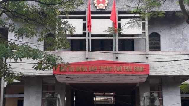 Thái Bình: Sắp xét xử vợ nguyên Chủ tịch UBND phường đánh nhân viên cơ quan chồng