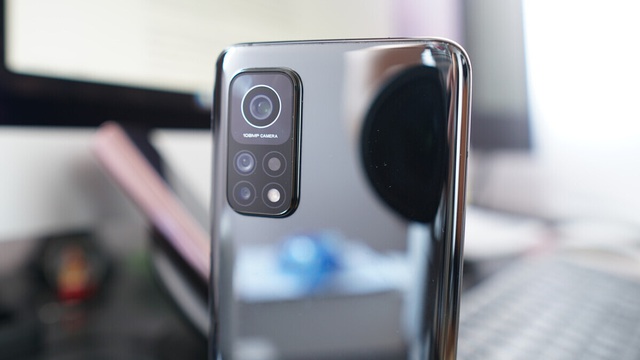 Top 3 điện thoại 5G đời mới đang có giá tốt, chiếc rẻ nhất giảm tới 3,5 triệu đồng