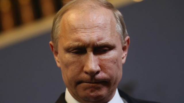 Ông Putin hớ miệng về người bị buộc tội phản quốc: Cơ quan vũ trụ Nga tá hỏa, Kremlin vội "chữa cháy"