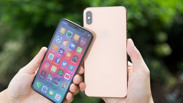 iPhone Xs Max giảm gần 6 triệu đồng, chạm mức đáy mới