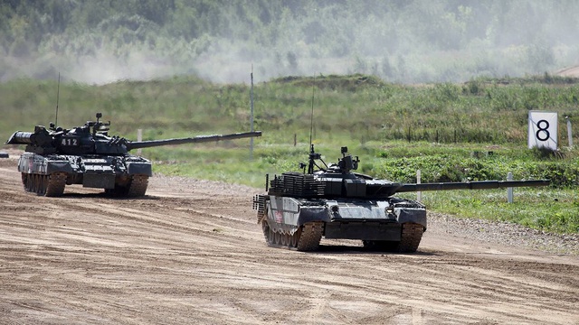 Có điều gì đó sai sai với xe tăng T-80BVM Nga: Sao nó không giống như người ta tưởng?