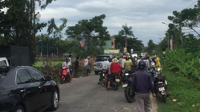 Quảng Nam: Cô gái trẻ đi xe máy gục chết sau tiếng nổ lớn phát ra từ đống rác