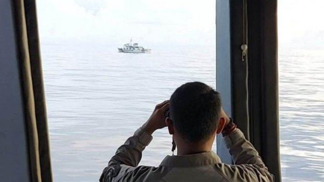Indonesia trục xuất tàu hải cảnh Trung Quốc xâm nhập Bắc Natuna