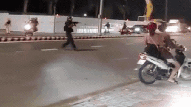 911 Đà Nẵng nổ súng chỉ thiên trấn áp nhóm thanh niên chuẩn bị hỗn chiến trên tuyến đường ven biển