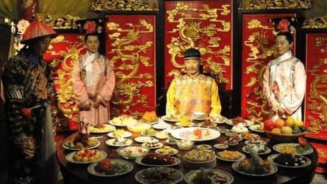 Toàn ăn sơn hào hải vị nhưng Hoàng đế Trung Hoa không ai béo phì, bí quyết nằm ở 3 điều