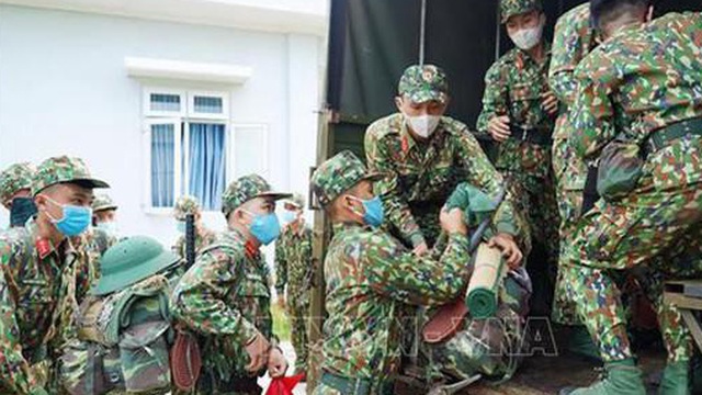 Tướng quân đội: Hơn 4000 cán bộ chiến sỹ đã nhiễm SARS-CoV-2 khi tham gia chống dịch