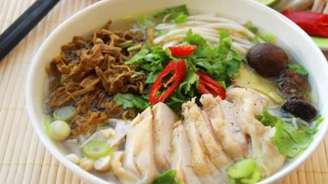 Mẹo "giải cứu" đồ ăn thừa sau Tết: Phở gà, bún trộn, xôi xéo... phiên bản nhà làm ngon hơn ăn hàng, đơn giản ai cũng làm được
