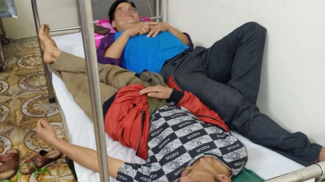 Hơn 80 người có dấu hiệu ngộ độc sau khi dự đám cưới ở Bắc Kạn