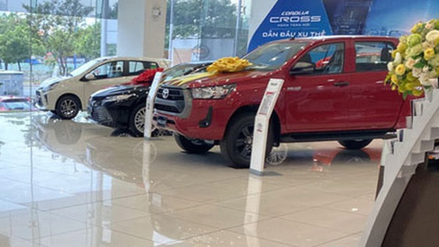 Thị trường ôtô ế ẩm sau Tết