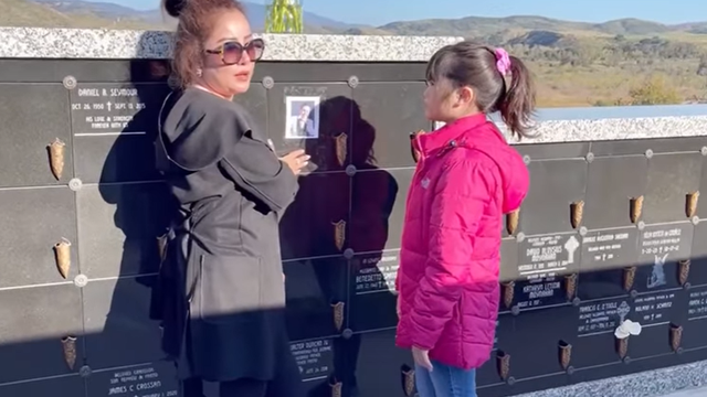 Thúy Nga: "Ngày nào đi làm về, bé Heo cũng lên nghĩa trang thăm anh Chí Tài"