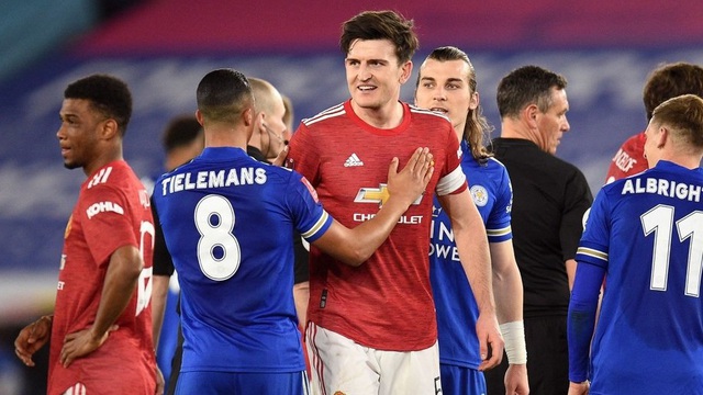 Maguire bị gọi là 'kẻ phản bội' sau trận thua Leicester