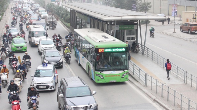 Vỡ trận buýt nhanh sau 4 năm vận hành