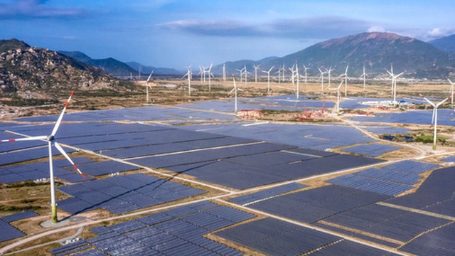Ninh Thuận có tổ hợp năng lượng tái tạo 10.000 tỷ