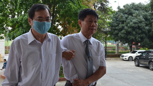 Cựu Bộ trưởng Công thương Vũ Huy Hoàng xin dùng thuốc, hỗ trợ y tế