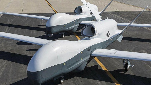 Không quân Mỹ lần đầu triển khai máy bay do thám MQ-4C Triton tới Nhật Bản