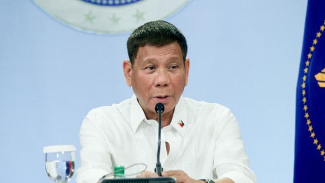 Tổng thống Philippines Duterte đính chính lệnh cấm nội các thảo luận công khai về Biển Đông