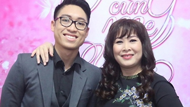 Con trai vừa thắng giải Đạo diễn tại Mỹ của NSND Hồng Vân: Ngoan ngoãn, tài giỏi, yêu cha dượng như cha đẻ