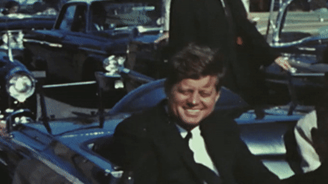 Lật lại vụ ám sát TT Kennedy: Xuất hiện chi tiết rùng rợn liên quan UFO và bí mật quân sự Mỹ?