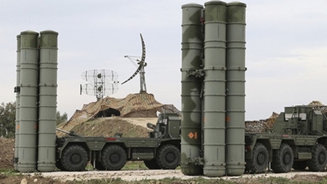 Xoa dịu Mỹ, Thổ Nhĩ Kỳ gửi trả chuyên gia S-400 Nga về nước