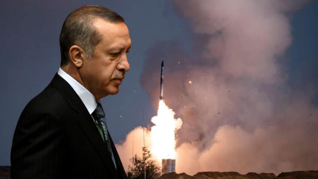 Nga-Mỹ dồn ép cả hai đầu, Thổ Nhĩ Kỳ "ôm S-400 lao xuống vực sâu"