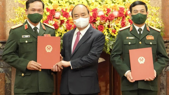 Thăng quân hàm Đại tướng và Thượng tướng cho hai lãnh đạo Bộ Quốc phòng