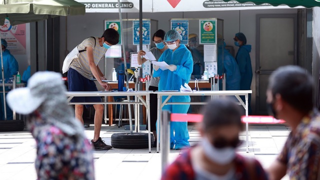 Chi viện hơn 4.000 nhân viên y tế trên cả nước hỗ trợ TP Hồ Chí Minh chống dịch