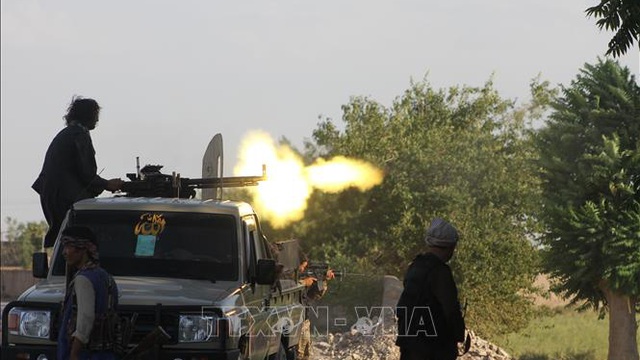 50 tay súng Taliban đầu hàng các lực lượng an ninh Afghanistan