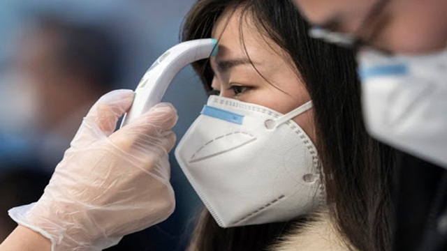 F0 có dấu hiệu bệnh nặng chưa tới được bệnh viện: Chuyên gia hướng dẫn 5 cách xử trí cấp cứu tại nhà rất quan trọng