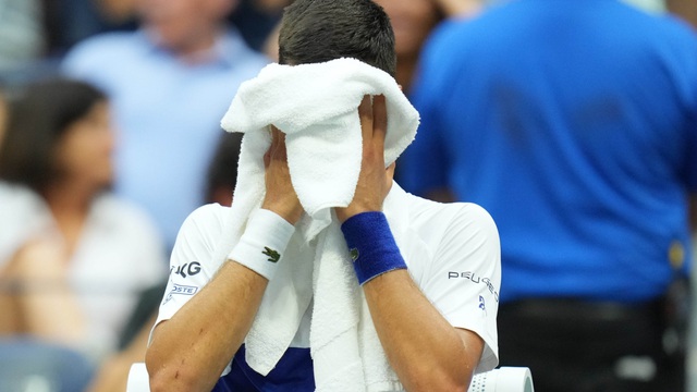 Djokovic nói gì khi thua Medvedev ở chung kết US Open 2021?