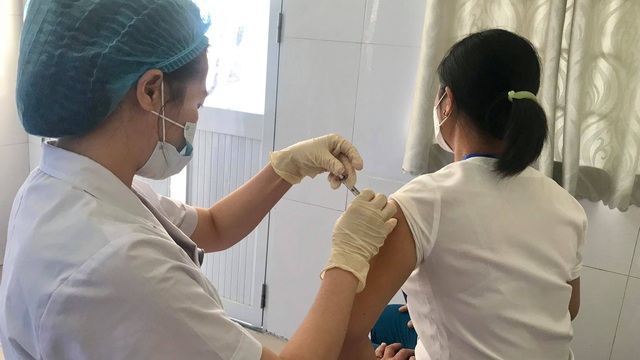 Vaccine mRNA 'made in Vietnam' chuyển sang giai đoạn thử nghiệm mới, sẽ xin cấp phép khẩn cấp nếu kết quả tốt