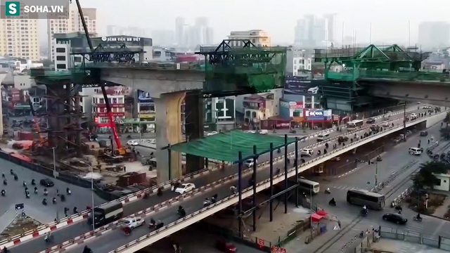 Khám phá đoạn cầu cạn xuyên nội đô cao nhất Việt Nam, ngang ngôi nhà 9 tầng ở Hà Nội