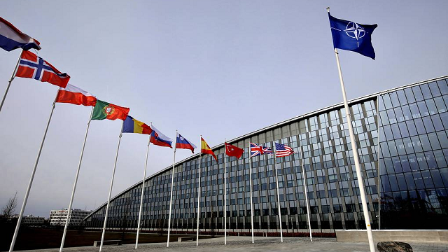 Các nước NATO đe dọa “gói trừng phạt chưa từng có” với Nga
