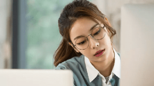 Khi không có ý chí làm việc kiếm tiền, hãy hỏi bản thân 3 câu