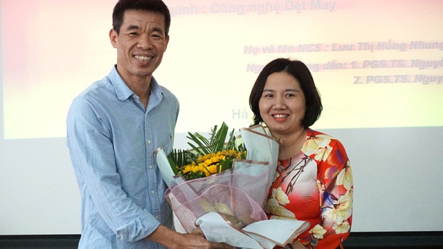 Luận án tiến sĩ về áo ngực được bảo vệ thành công
